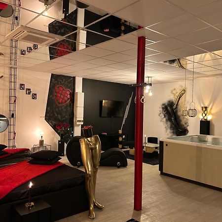 L'Escapade Sensuelle - La Love Room D'Epernay Exterior photo