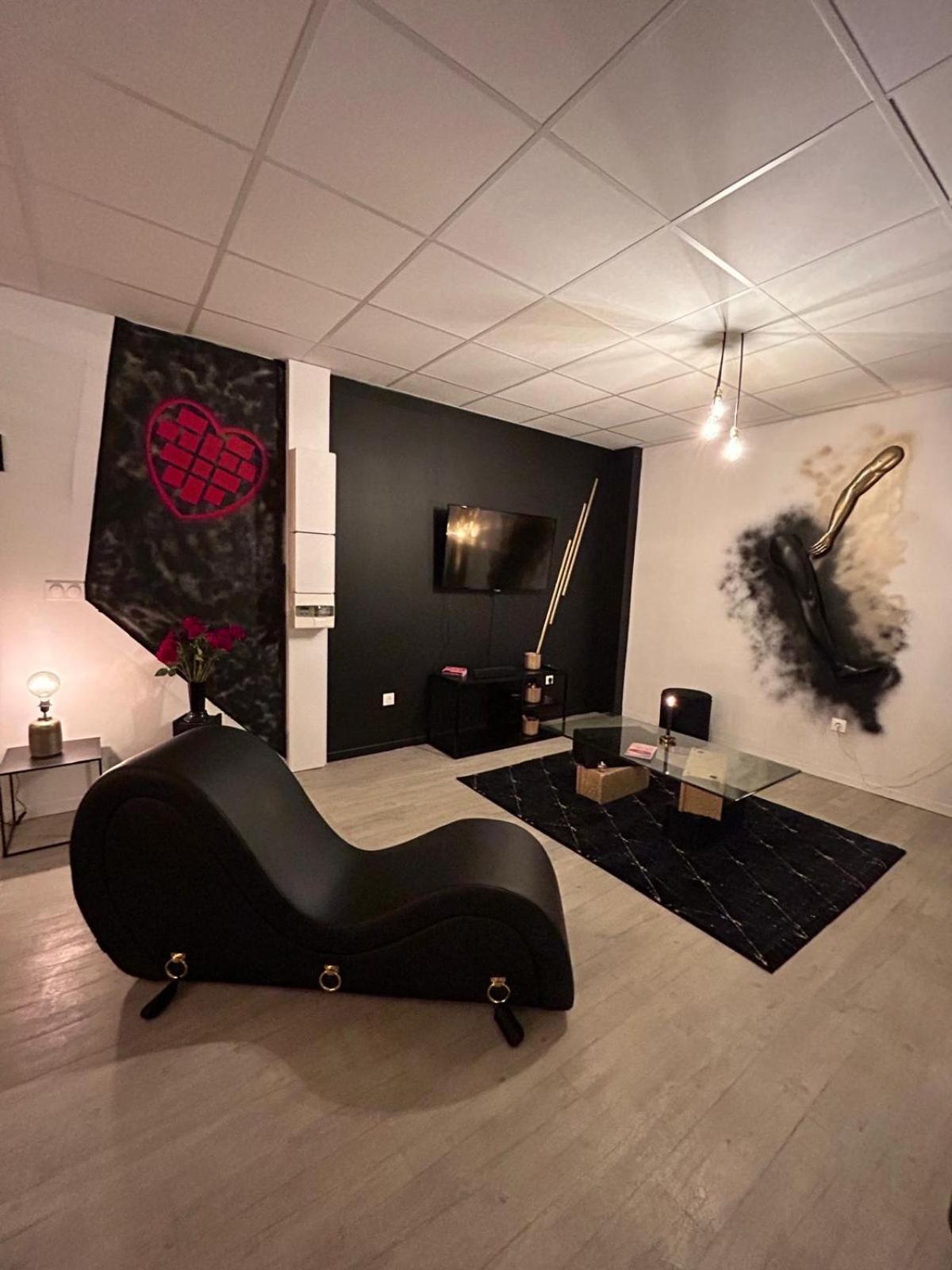 L'Escapade Sensuelle - La Love Room D'Epernay Exterior photo