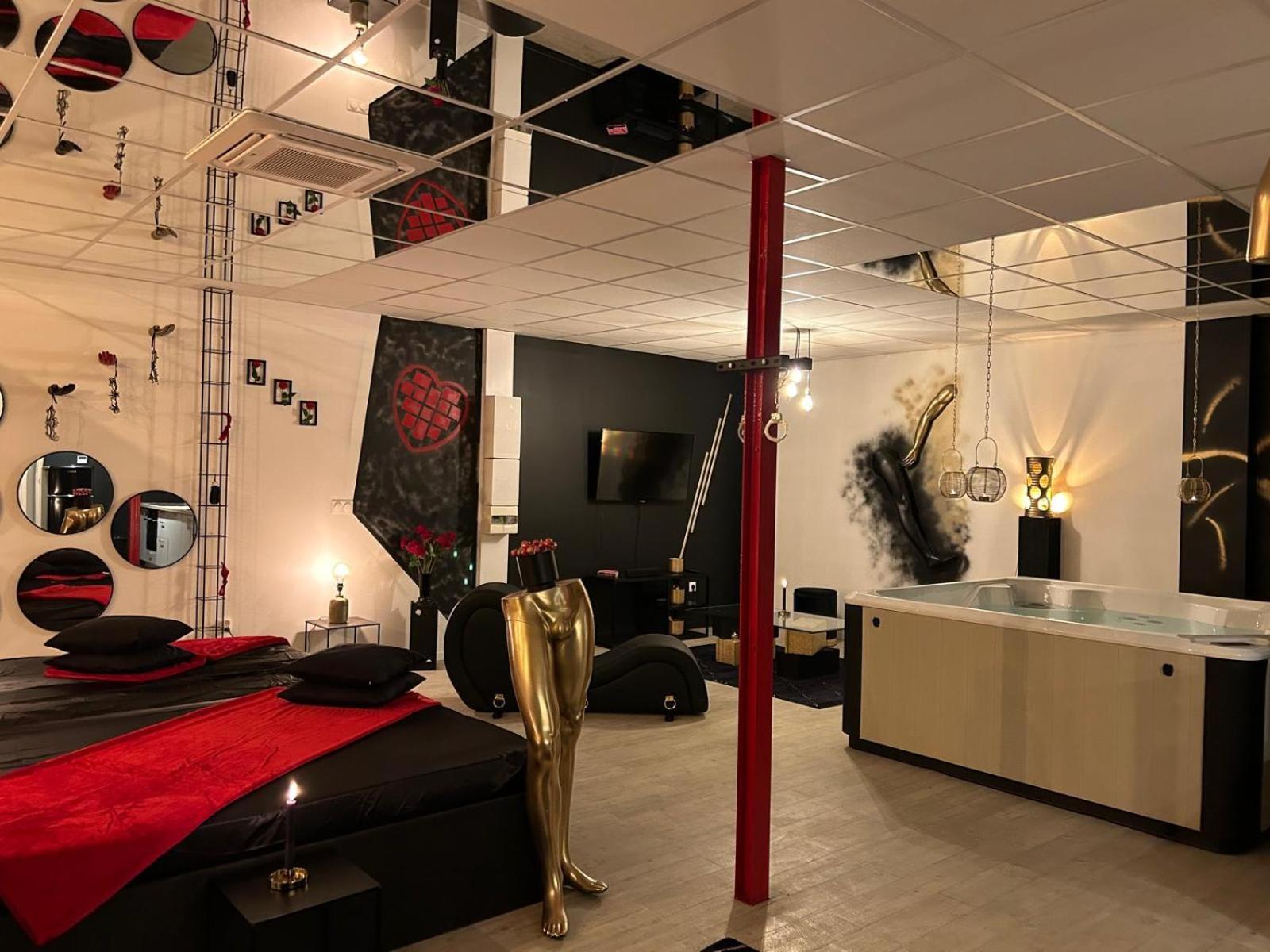 L'Escapade Sensuelle - La Love Room D'Epernay Exterior photo